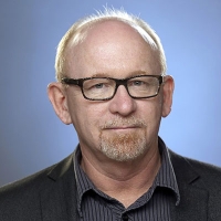 Professor Robert Sipchen