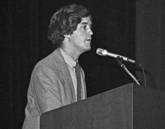Sam Rubin '82 introduces novelist and rabbi Chaim Potok in Thorne Hall in January 1982. Sam Rubin '82 introduces novelist and rabbi Chaim Potok in Thorne Hall in January 1982.