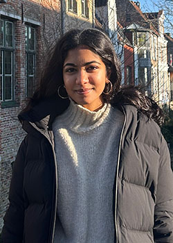 Aditi Purandare headshot