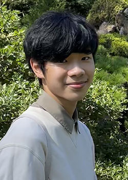 Damien Chow headshot