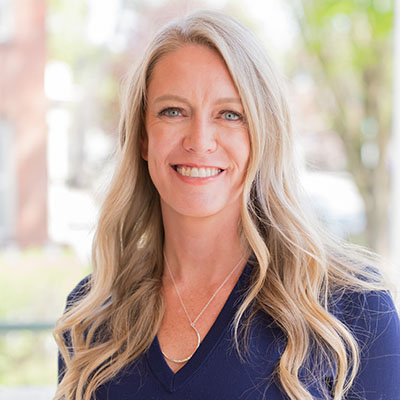 Lindsay Nyquist headshot