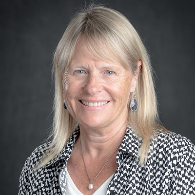Lisa Link headshot