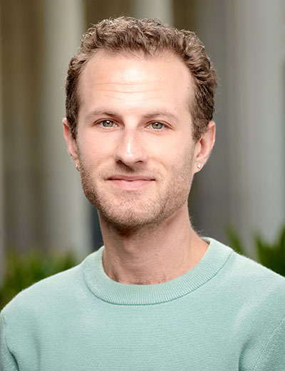Occidental College faculty member Ben Ratskoff headshot