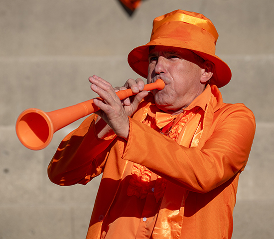 Oxy parent and superfans leader Art Chmielewski