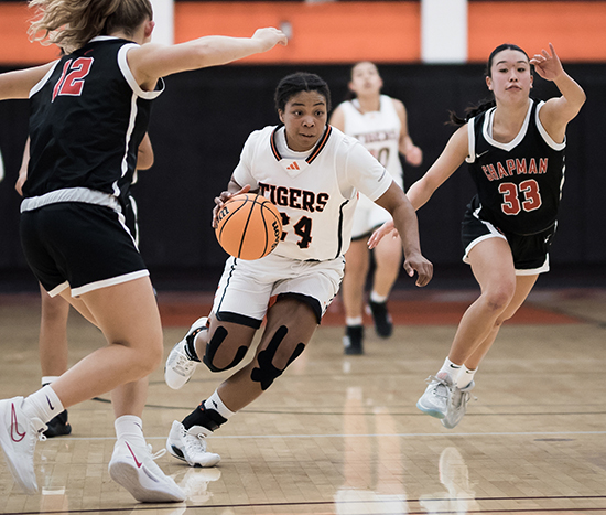 Toni Thompson '24, Occidental women's basketball Toni Thompson '24, Occidental women's basketball