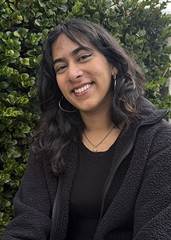 Occidental College psychology major Zarah Noorani headshot