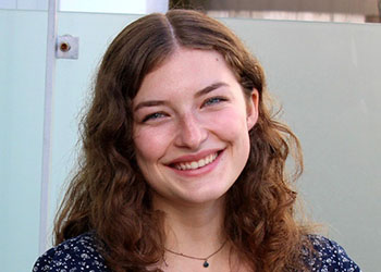 Occidental College student Cassia Harrison headshot