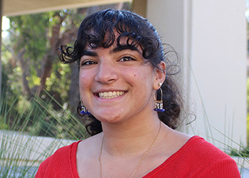 Occidental College student Layal Bata headshot