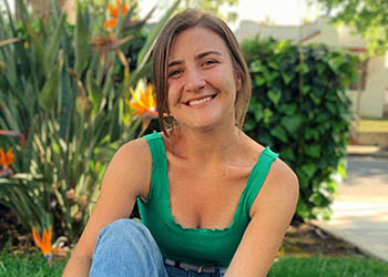 Headshot of Kathryn Grossmann