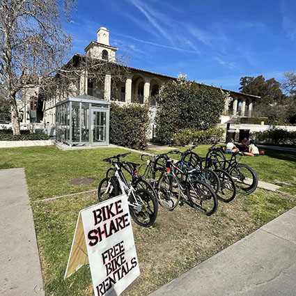 Free bike rentals outside the marketplace