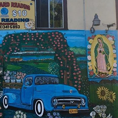 Mural in Highland Park 