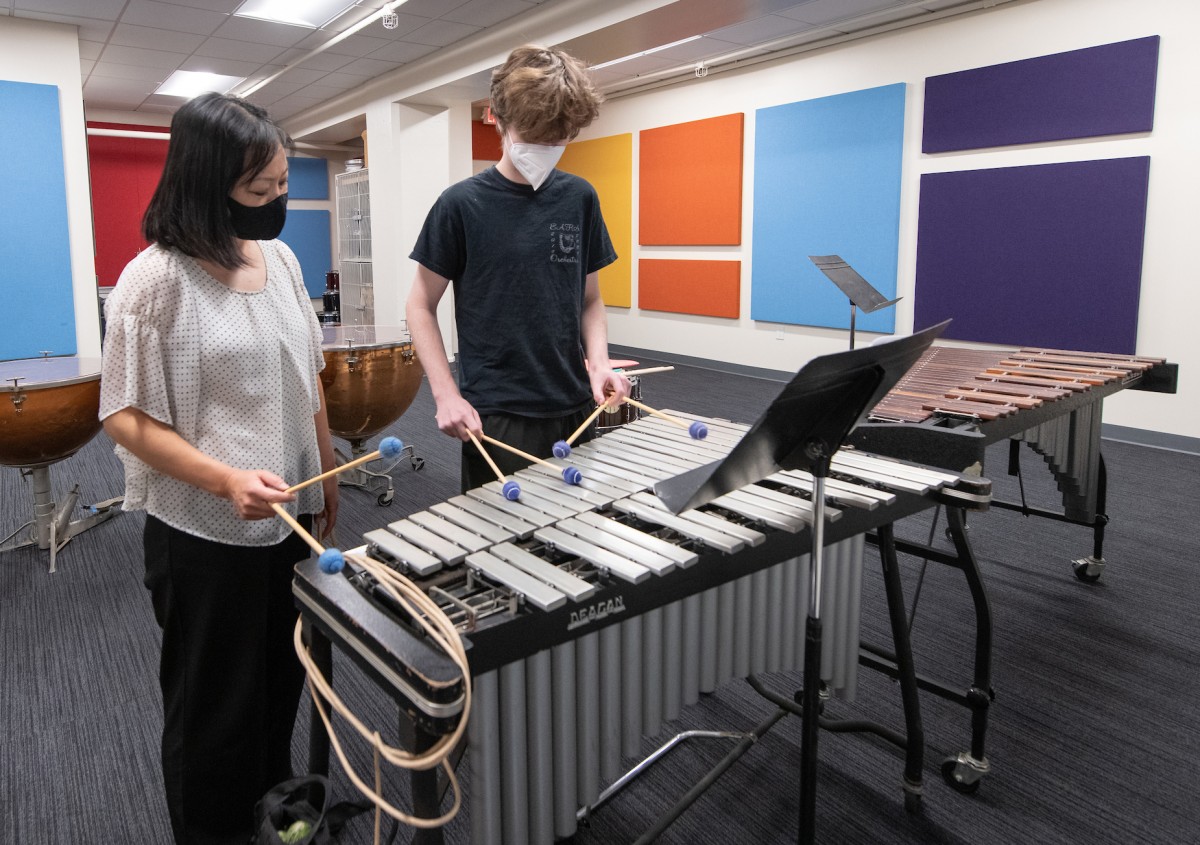 Percussion Instructor Yuri Inoo gives a xylophone lesson to an Occidental College student in the Percussion Studio