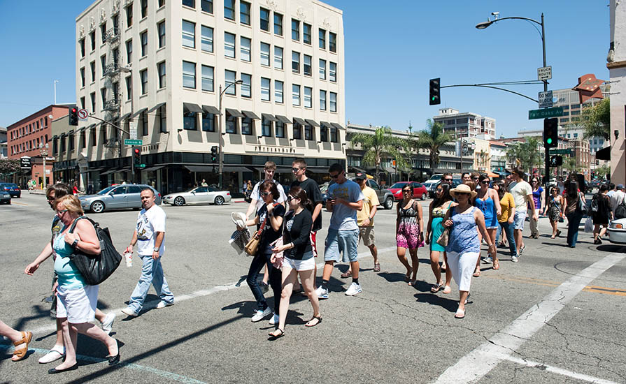 A street intersection in Pasadena, California