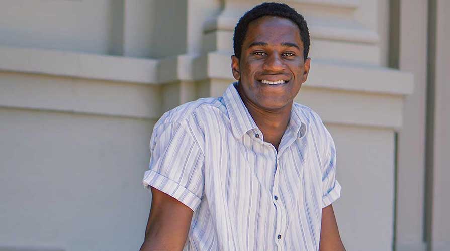 Oxy student Dire Ezeh, Class of 2019