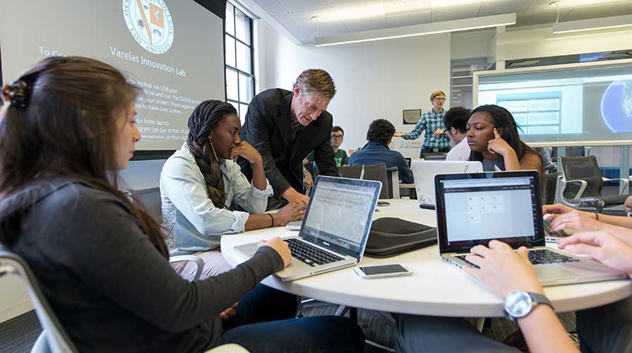 Students in the Center for Digital Liberal Arts working together