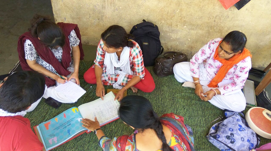 Women together in India