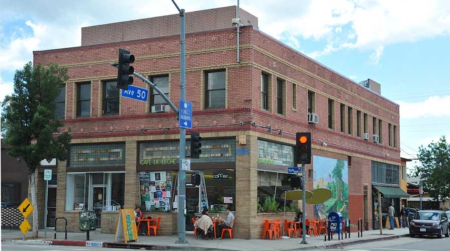 Cafe de Leche in Eagle Rock, on York Boulevard