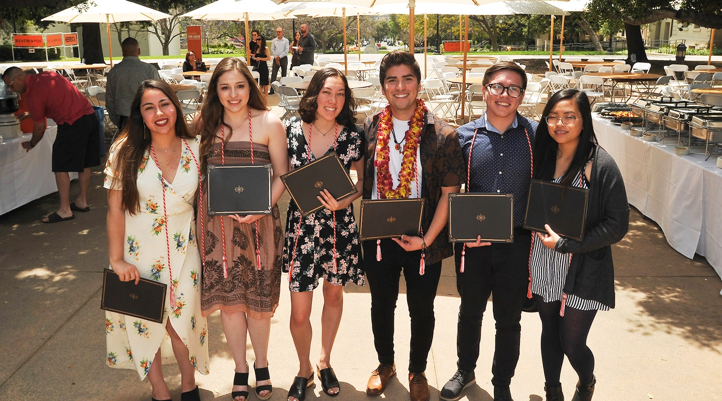 group of first-gen Oxy students