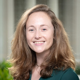 Zoe Kitchel headshot