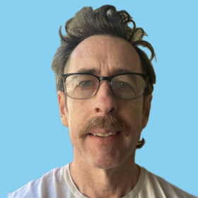 Headshot of Prof. Luke McGowan