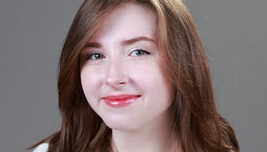Lainey Bohnert headshot