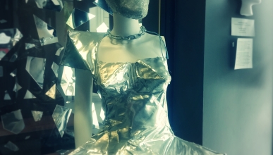 Ad(dressing) the Self: Consuming Meta-Goods through Fashion - Spring 2018