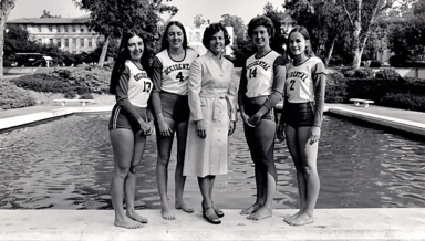 Ruth Berkey and members of the 1978 women's volleyball team