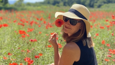 Lori Howard ’81 of Pinch Me Provence