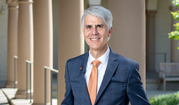 Tom Stritikus headshot