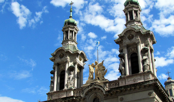 A cropped image of the top of a cathedral in Buenos Aires