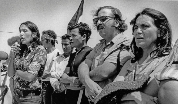 A 1973 image of Joan Baez, Marshall Ganz, Dolores Huerta in solidarity at a protest