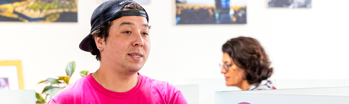 Journalist Max Chun '19 in the offices of Lookout Santa Cruz.