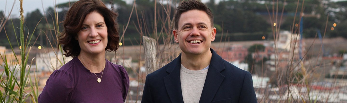 Colleen Robertson '05 and Angelo Carotenuto '05 of LivTours