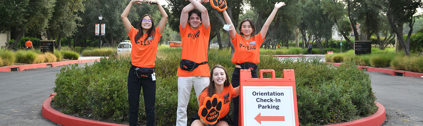 Orientation leaders welcome new students to campus