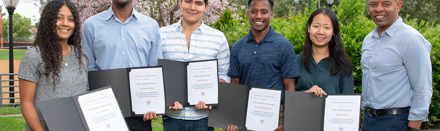 2019 Dean's Awards winners pose with dean Rob Flot