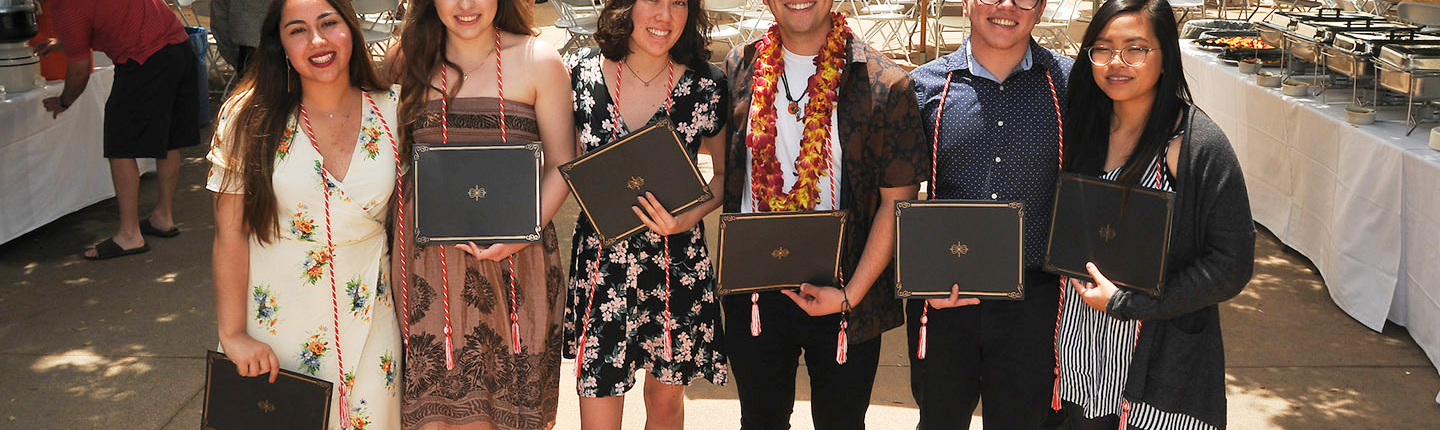 group of first-gen Oxy students
