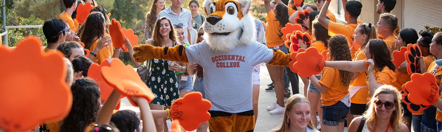 Oswald and O-Team on move-in day 2019