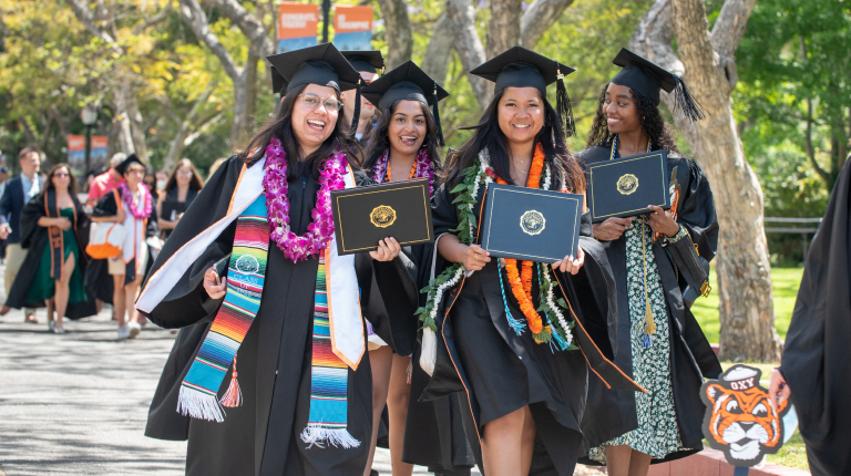 Graduating members of the Occidental College Class of 2022