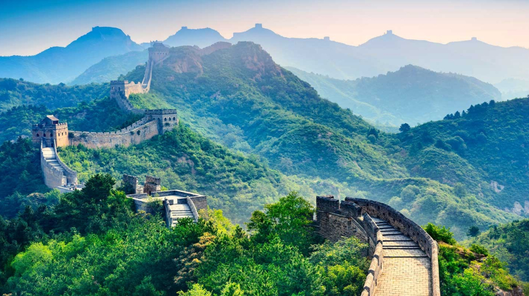 A view of the Great Wall of China, representing the Chinese Studies program at Occidental College (Oxy).