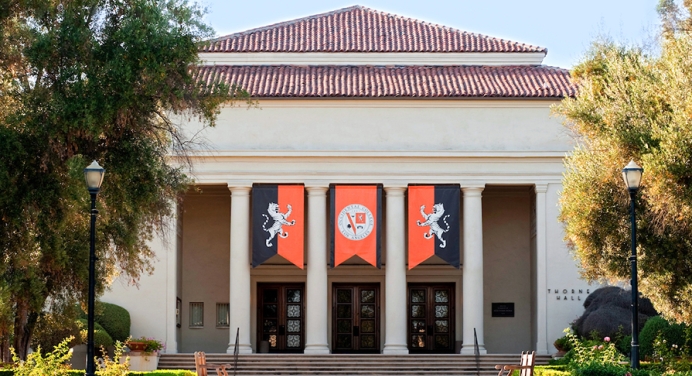 Thorne Hall on Oxy's campus