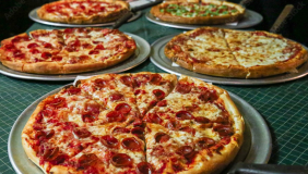 History Student Pizza Party