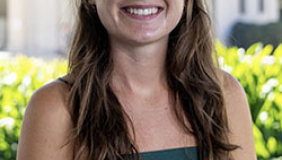 Occidental College student Clara Neville headshot