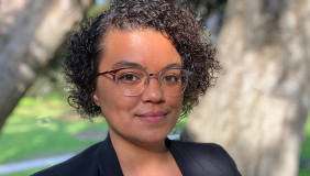 Hanna Garth headshot