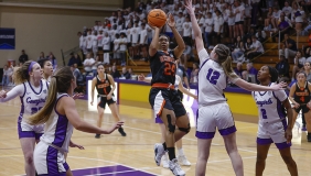 Toni Thompson '24, Occidental women's basketball