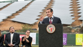 news_solar_villaraigosa_array