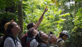 Occidental student researchers in Costa Rica.