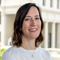 Manuela Borzone headshot white tshirt