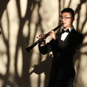 Sherwin Zhang playing clarinet