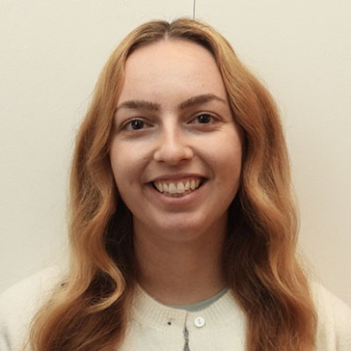 Maggie Schedl headshot