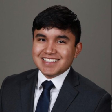 Raymond Arias headshot